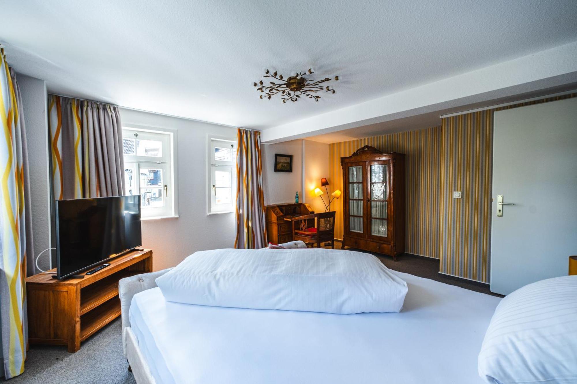 Gasthaus Fiester Hannes Burbach  Esterno foto